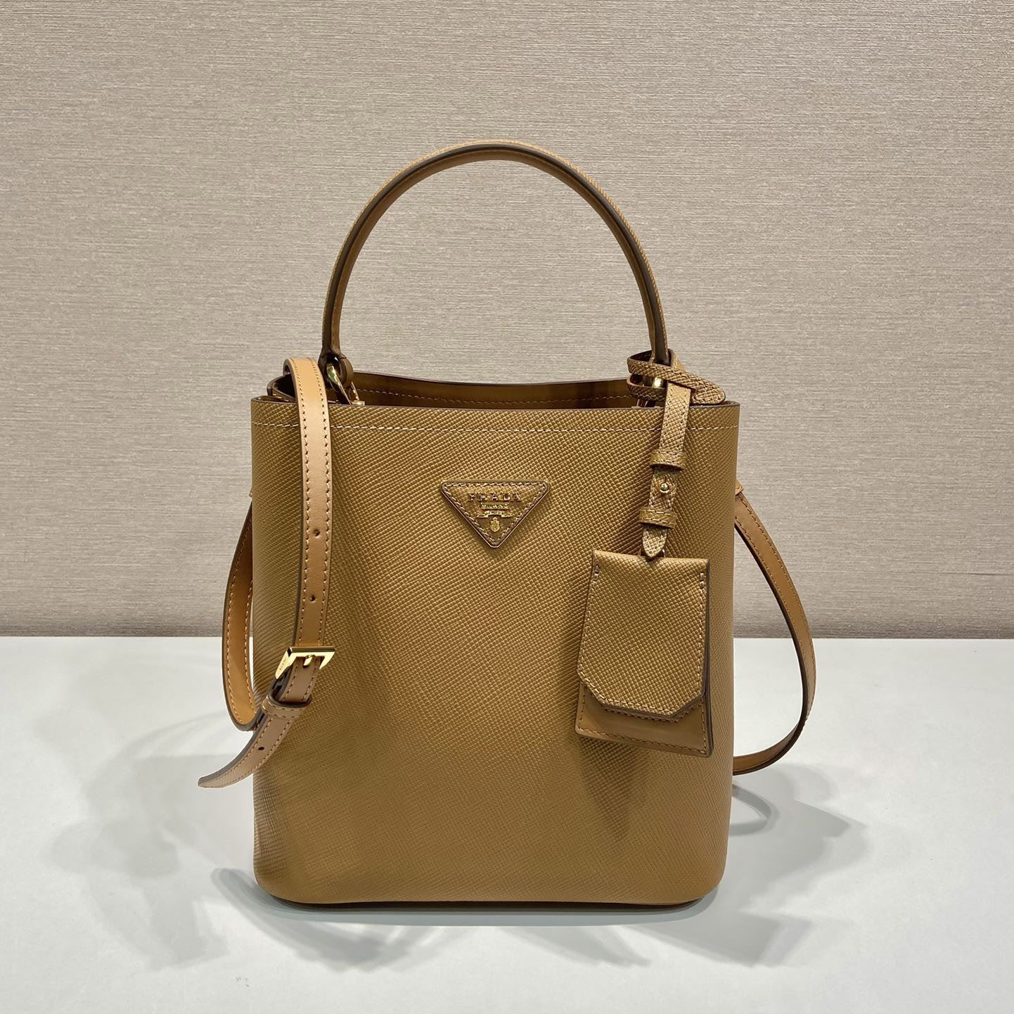 Pra*a top handle bags